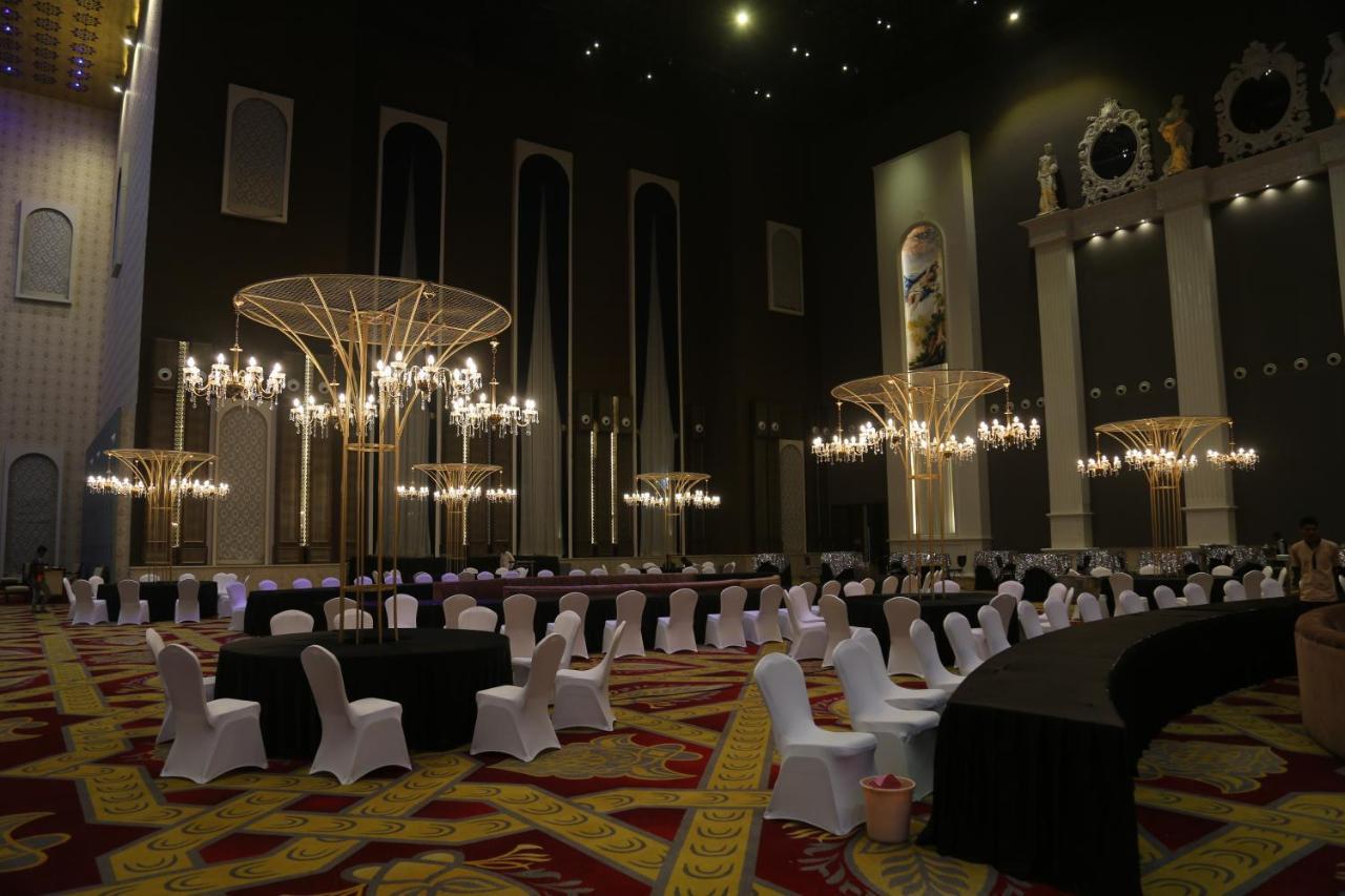 Hukam'S Lalit Mahal - Hotel Convention Club Rāipur Екстериор снимка